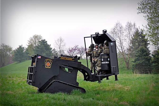 Features - The Rook tactical vehicle | Standard and Optional features